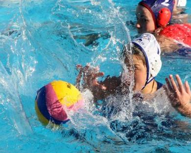 Νικηφόρο το τελευταίο τεστ της εθνικής γυναικών πόλο πριν το Αϊντχόφεν