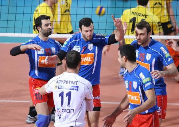 Ελλιπής αλλά νικητής ο Φοίνικας Σύρου, εύκολα ο Ολυμπιακός