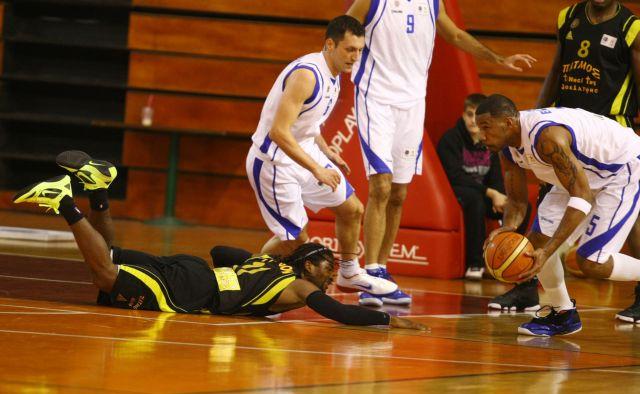 Με ολική ανατροπή ο Ίκαρος ξεπέρασε το εμπόδιο του Ηλυσιακού