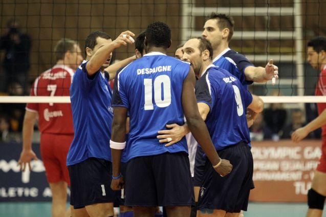 Ευρω-νίκες στους άνδρες, μόνο η ΑΕΚ τα κατάφερε στις γυναίκες