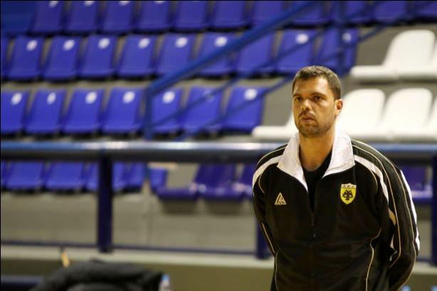 Ανέλαβε καθήκοντα προπονητή στην ΑΕΚ ο Παπανικολάου