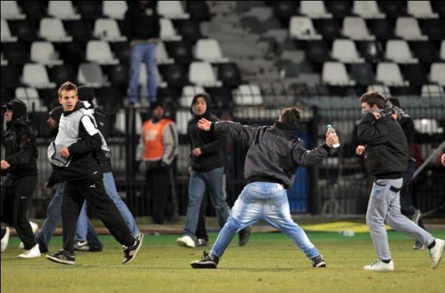 Λαϊκά δικαστήρια στην Τούμπα και κατηγορίες Δώνη για Μπόλονι
