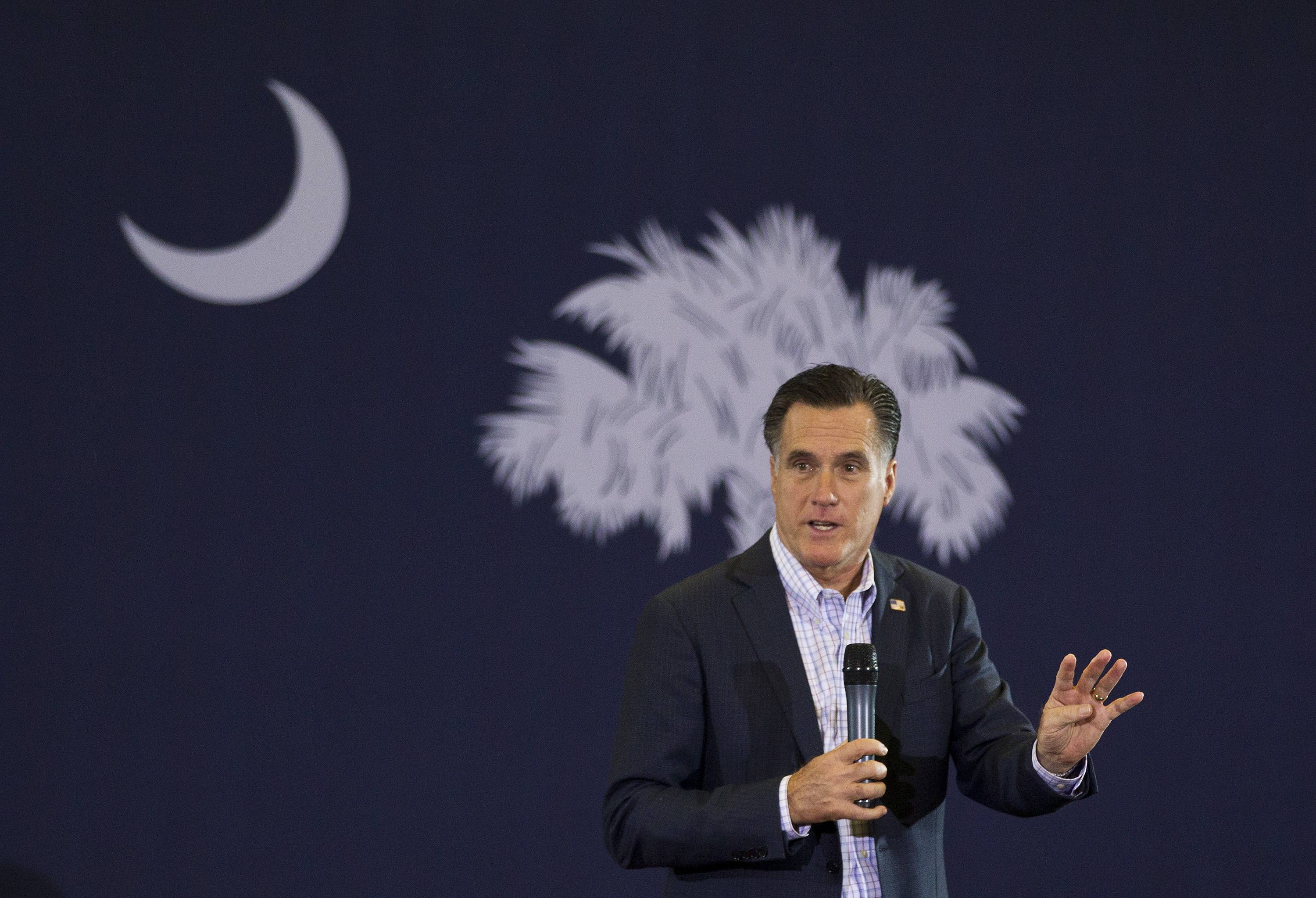 Eμφύλιος στις τάξεις των Ρεπουμπλικανών με φόντο τα γαλλικά του Μιτ Ρόμνεϊ