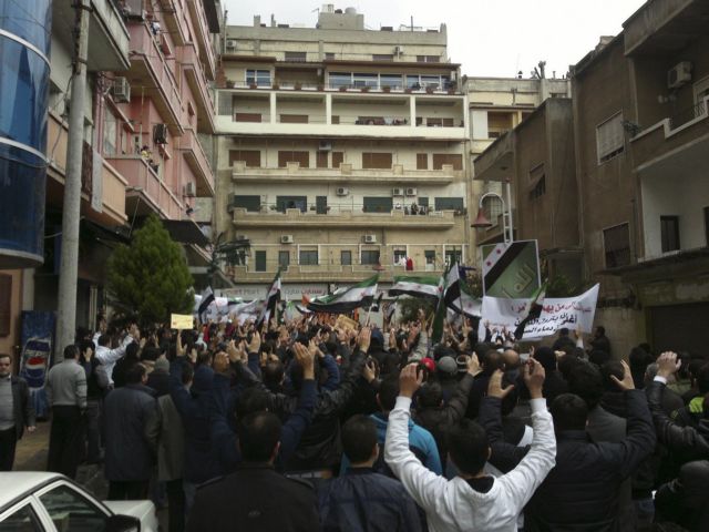 Αιματηρή καταστολή για άλλη μία ημέρα στη Συρία