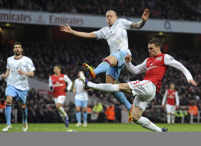 Τρία γκολ σε επτά λεπτά και πρόκριση για την Άρσεναλ