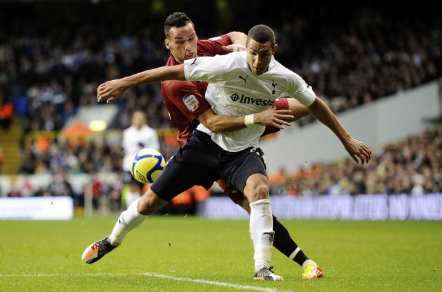 Εισιτήριο για Τότεναμ, Φούλαμ πριν το ντέρμπι του Μάντσεστερ