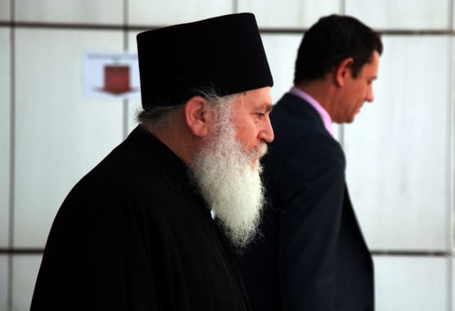 Στηρίζει τον Εφραίμ η Εκκλησία της Ελλάδος