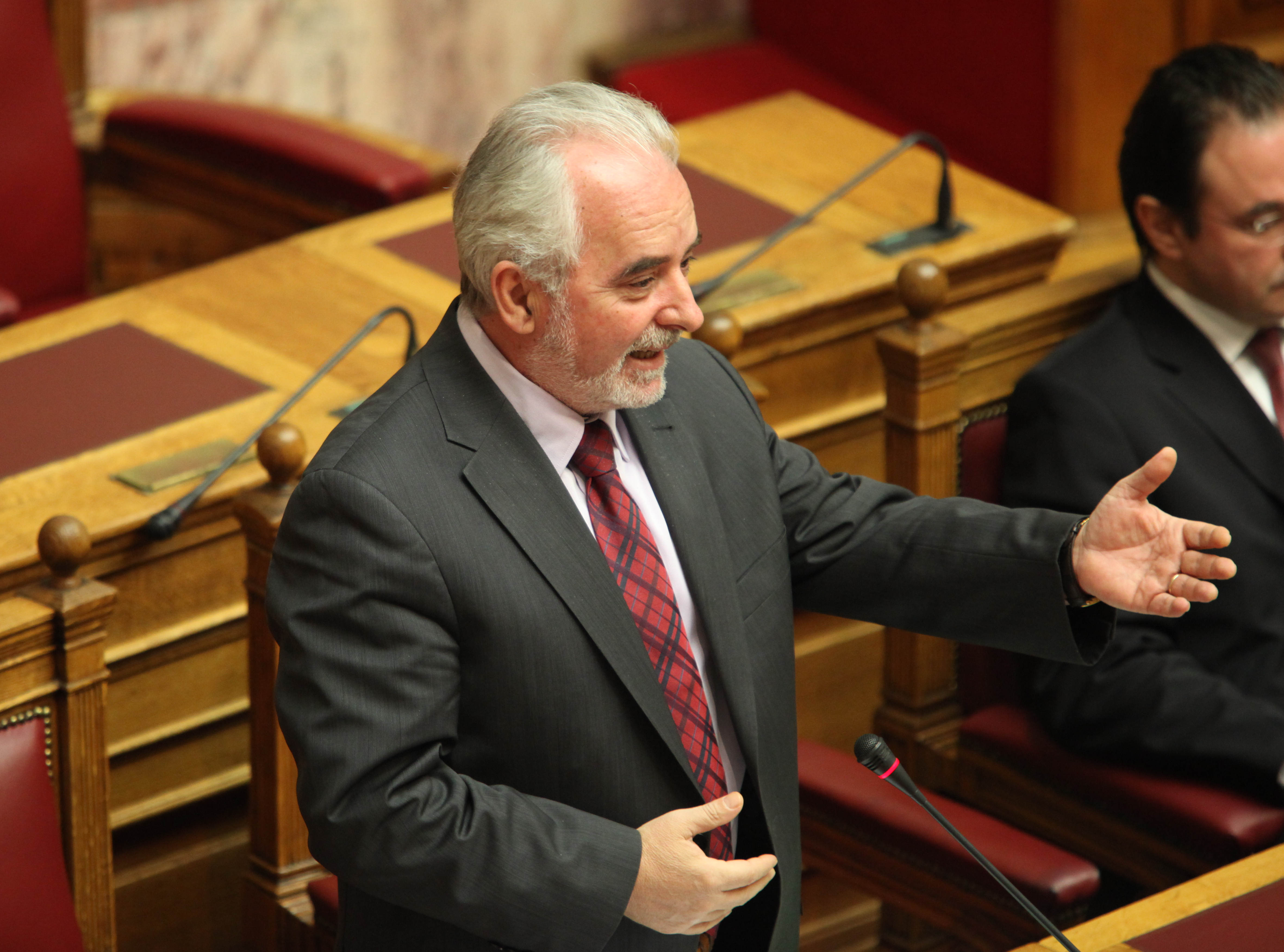 Τα αποτελέσματα του κοινωνικού διαλόγου αναμένει η τρόικα για το μισθολογικό κόστος