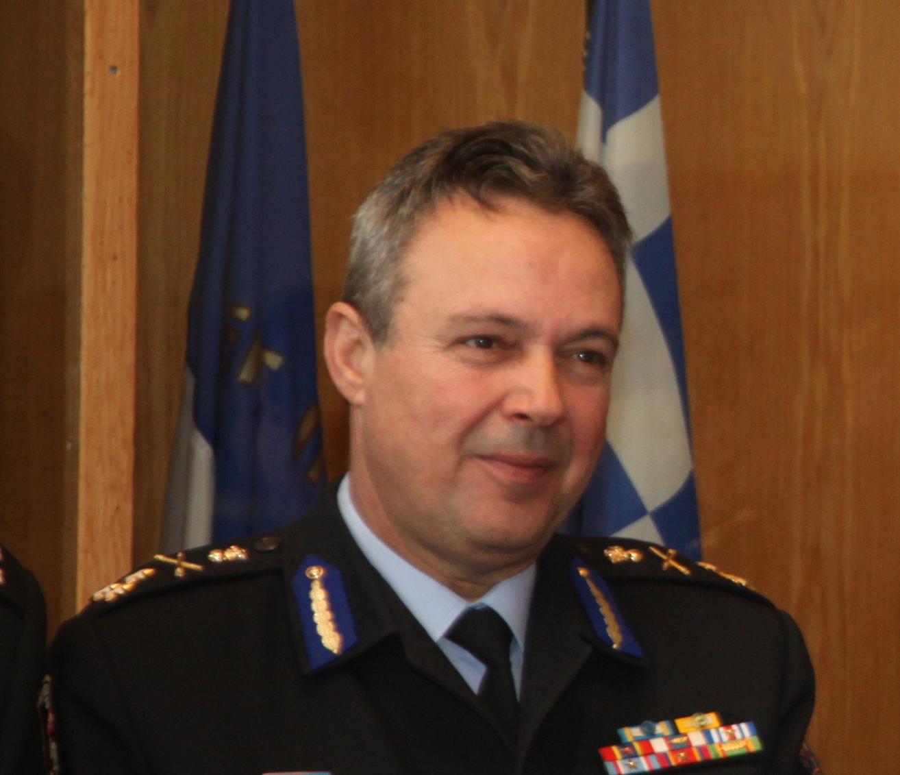 Έκρηξη σε αυτοκίνητο της οικογένειας του αρχηγού της Πυροσβεστικής