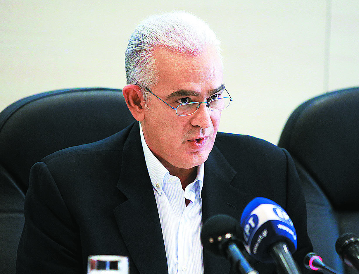 Ανάκληση των αυξήσεων της ΔΕΗ ζητά η ΓΣΕΒΕΕ από τον πρωθυπουργό