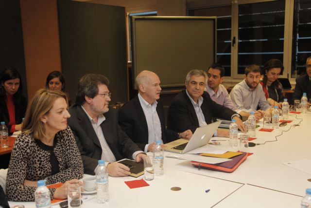 Κρίσιμες διεργασίες στο ΠΑΣΟΚ εν όψει Πολιτικού και Εθνικού Συμβουλίου