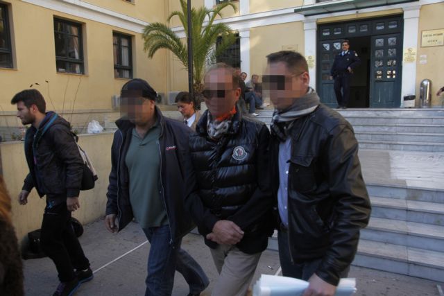 Συνελήφθη και πάλι ο Λάκης Γαβαλάς για χρέη στο Δημόσιο