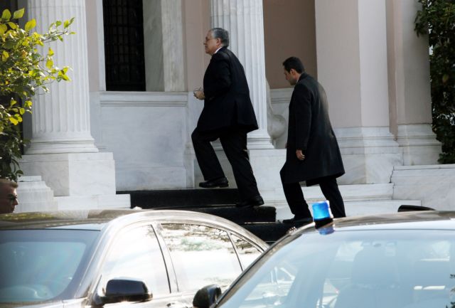 Κρίσιμη σύσκεψη του πρωθυπουργού με τους πολιτικούς αρχηγούς