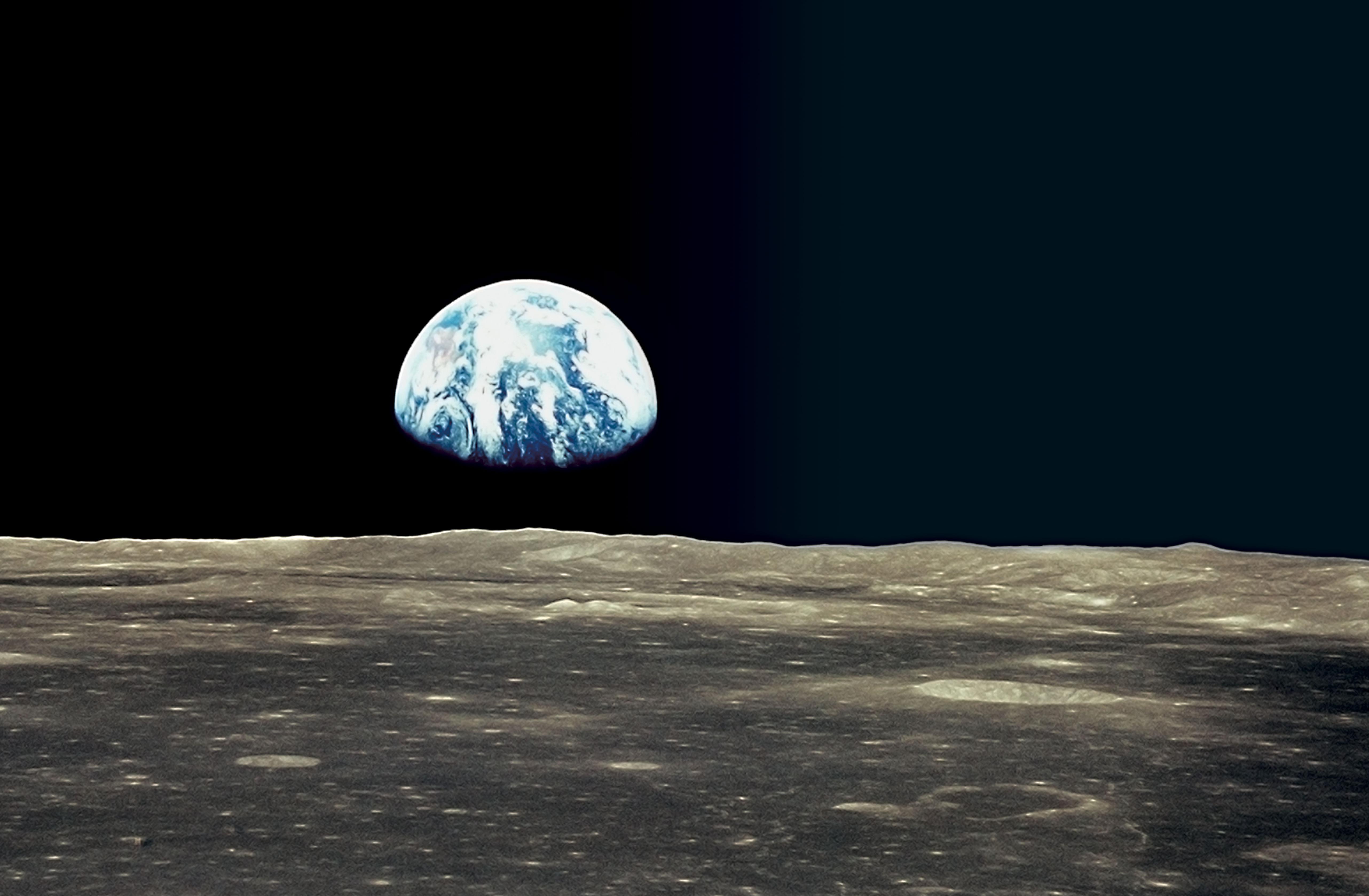 Βάση στη Σελήνη οραματίζονται από κοινού ΗΠΑ, Ευρώπη, Ρωσία