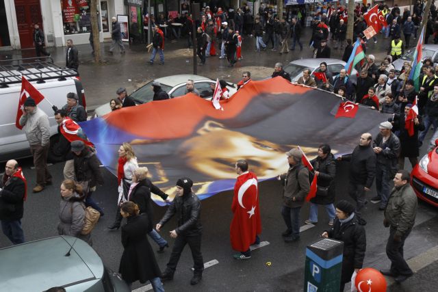 Στη γαλλική Γερουσία το νομοσχέδιο για το Αρμενικό που εξοργίζει την Τουρκία