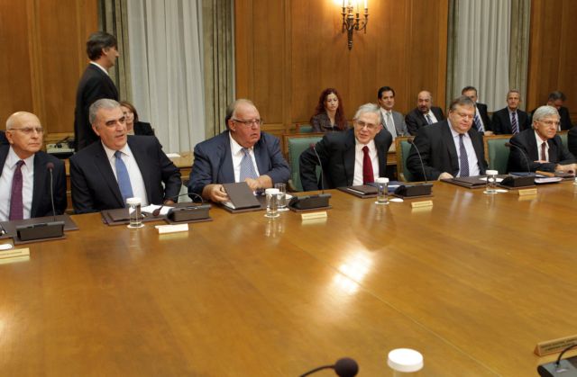 Όλες οι εκκρεμότητες των υπουργείων σε πολυνομοσχέδιο – σκούπα