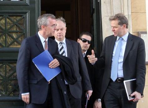 Αναβλήθηκε η συνάντηση της τρόικας με τον υπουργό Εργασίας