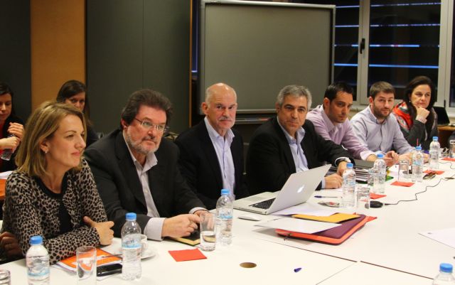 Δεν θα είναι υποψήφιος ούτε για πρόεδρος ούτε για πρωθυπουργός ο Γ.Παπανδρέου