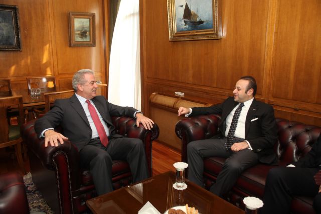 Συνάντηση του Δ.Αβραμόπουλου με τον Τούρκο υπουργό Εγκεμέν Μπαγίς