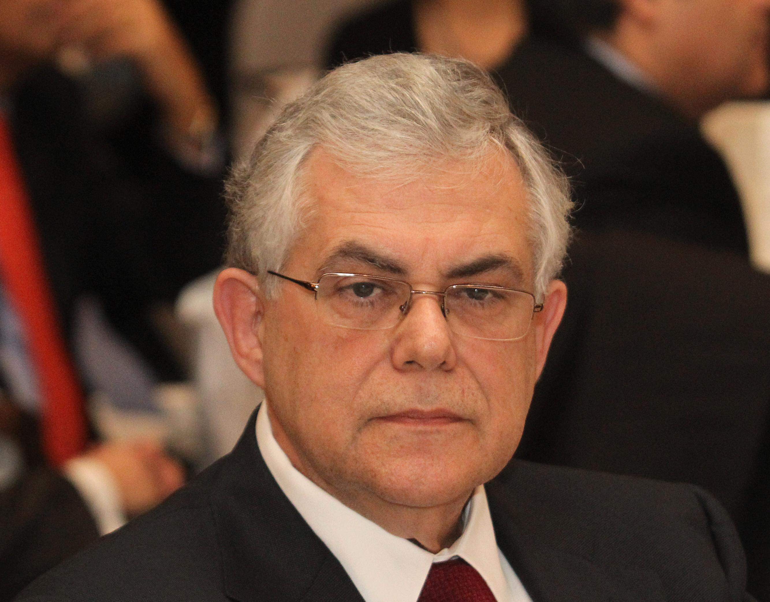 Σύσκεψη Παπαδήμου με υπουργούς για τις λεπτομέρειες της δανειακής σύμβασης