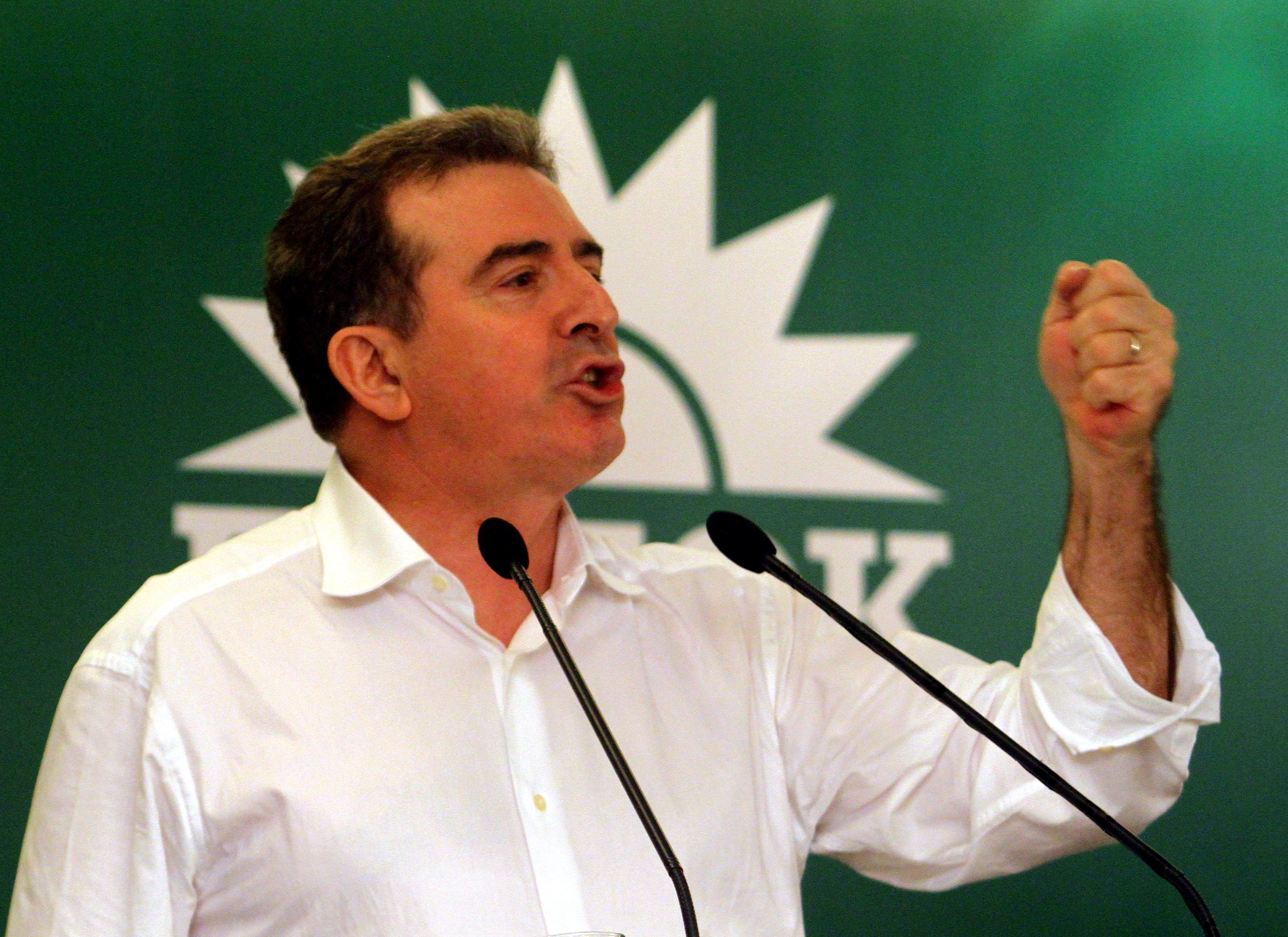 Αυστηρή κριτική Χρυσοχοΐδη στις πολιτικές της κυβέρνησης Παπανδρέου