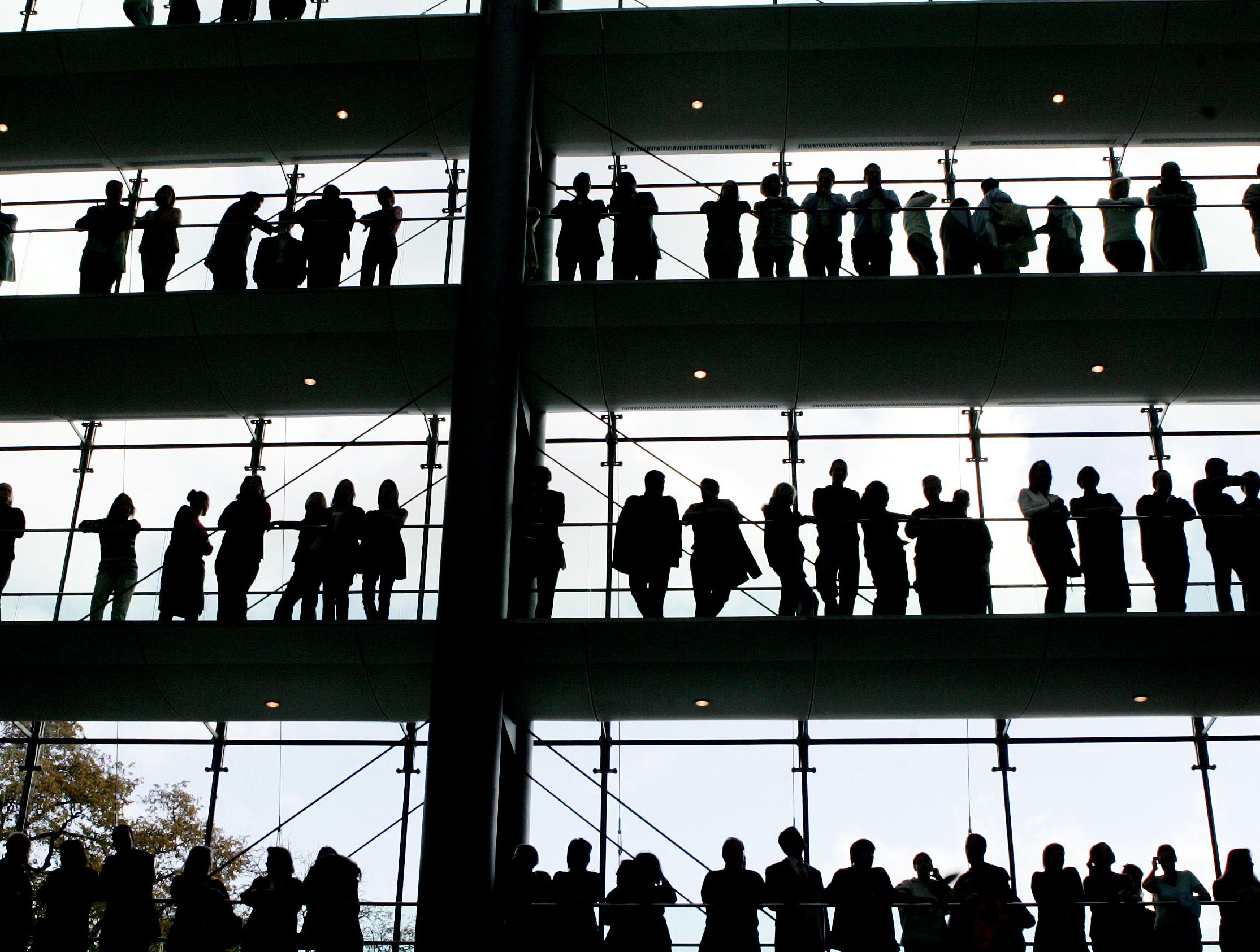 Στο ιστορικά υψηλό 10,4% η ανεργία στην ευρωζώνη και το Δεκέμβριο του 2011