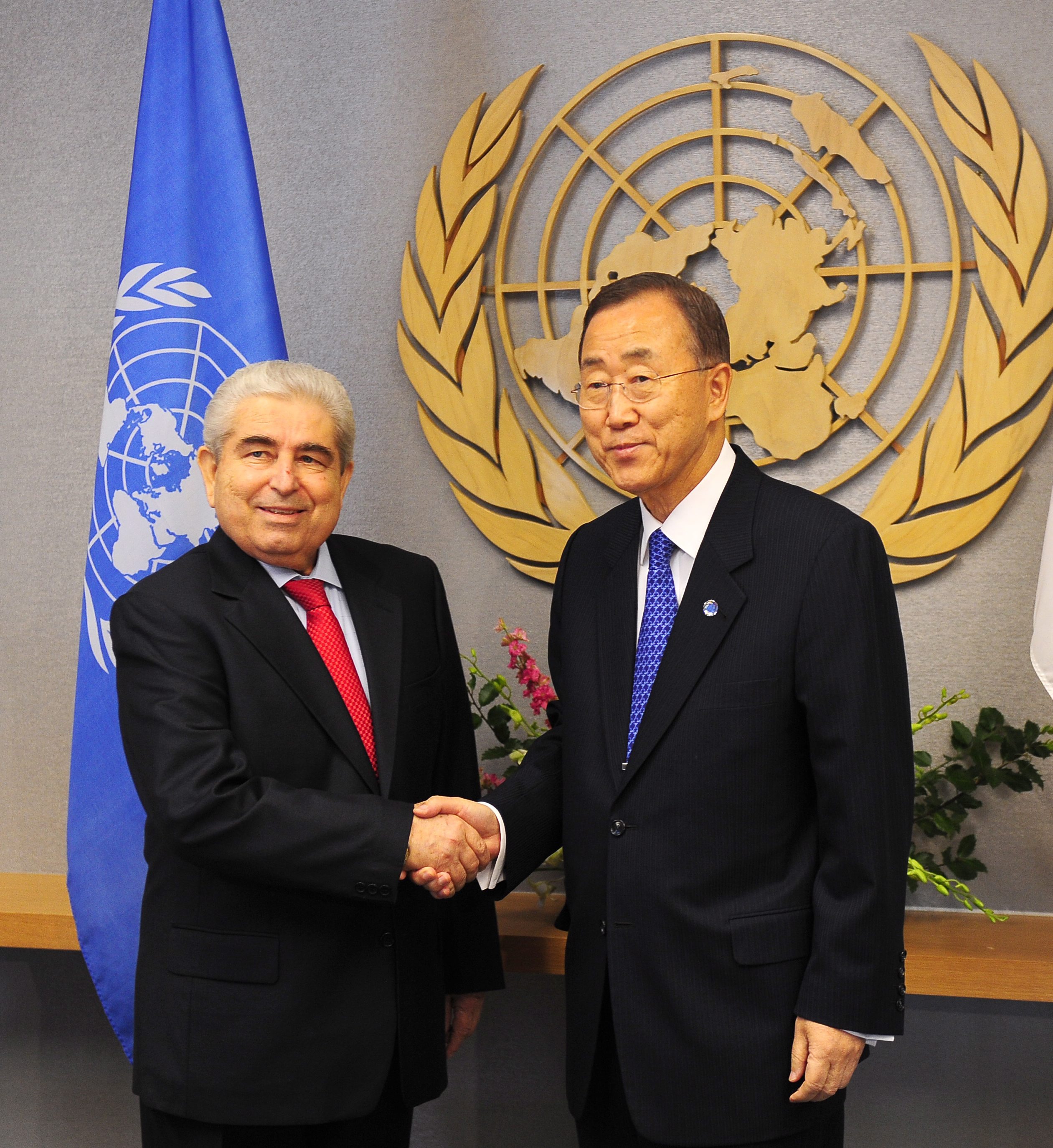 Στη Ν.Υόρκη ο Δημήτρης Χριστόφιας για τις συνομιλίες με Έρογλου υπό τον ΓΓ του ΟΗΕ