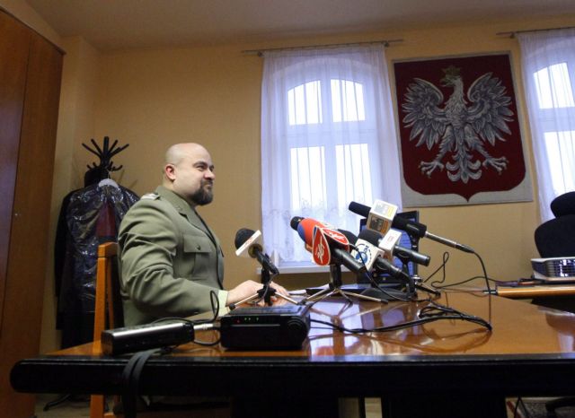 Πολωνός εισαγγελέας έκανε απόπειρα αυτοκτονίας σε συνέντευξη Τύπου