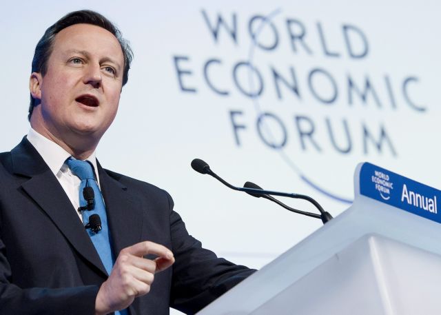 «Τρέλα» ο φόρος Τόμπιν επαναλαμβάνει ο Ντέιβιντ Κάμερον από το Νταβός