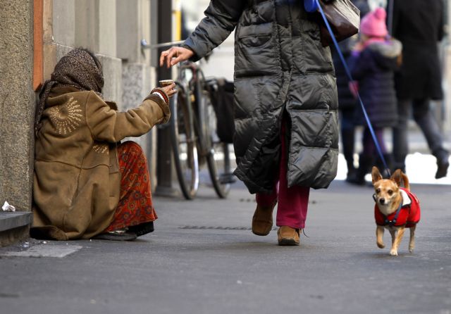 Με άδειο πορτοφόλι το 28% των Ιταλών μετά την τρίτη εβδομάδα του μήνα