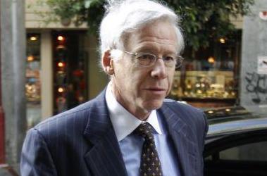 Παράθυρο για μεγαλύτερες απώλειες από το «κούρεμα» του ελληνικού χρέους ανοίγει το IIF