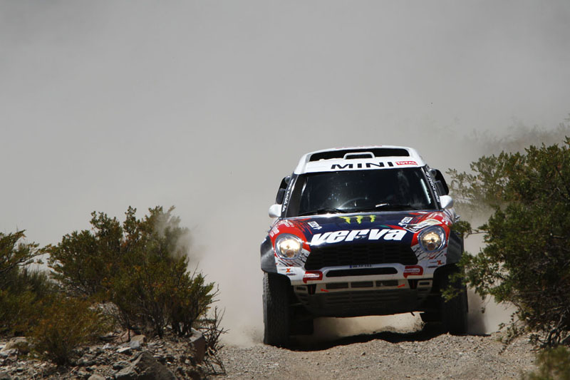 Rally Dakar 2012, 3η μέρα: Νέοι πρωτοπόροι οι K. Holowczyc και C. Despres