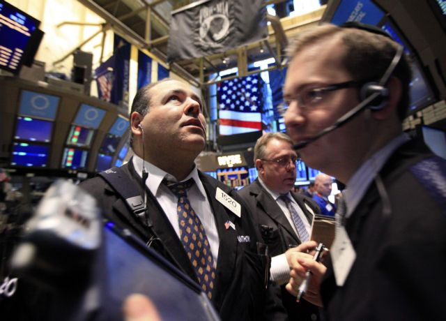 Με πτώση άνοιξαν την εβδομάδα οι δείκτες στις αγορές σε Ευρώπη και ΗΠΑ