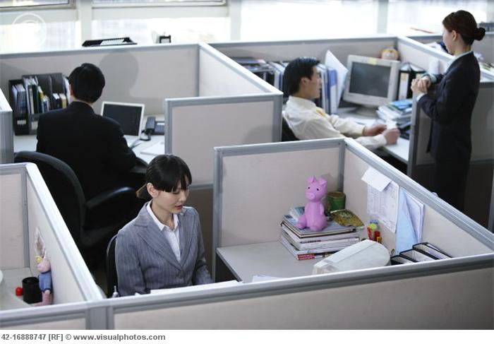 Καθιστική ζωή και στο γραφείο για τον σύγχρονο εργαζόμενο