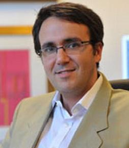 Κούρεμα 50% σημαίνει νέα αναδιάρθρωση μετά από δυο χρόνια, λέει ο Δρ. Ολιβάρες Καμινάλ στο in.gr