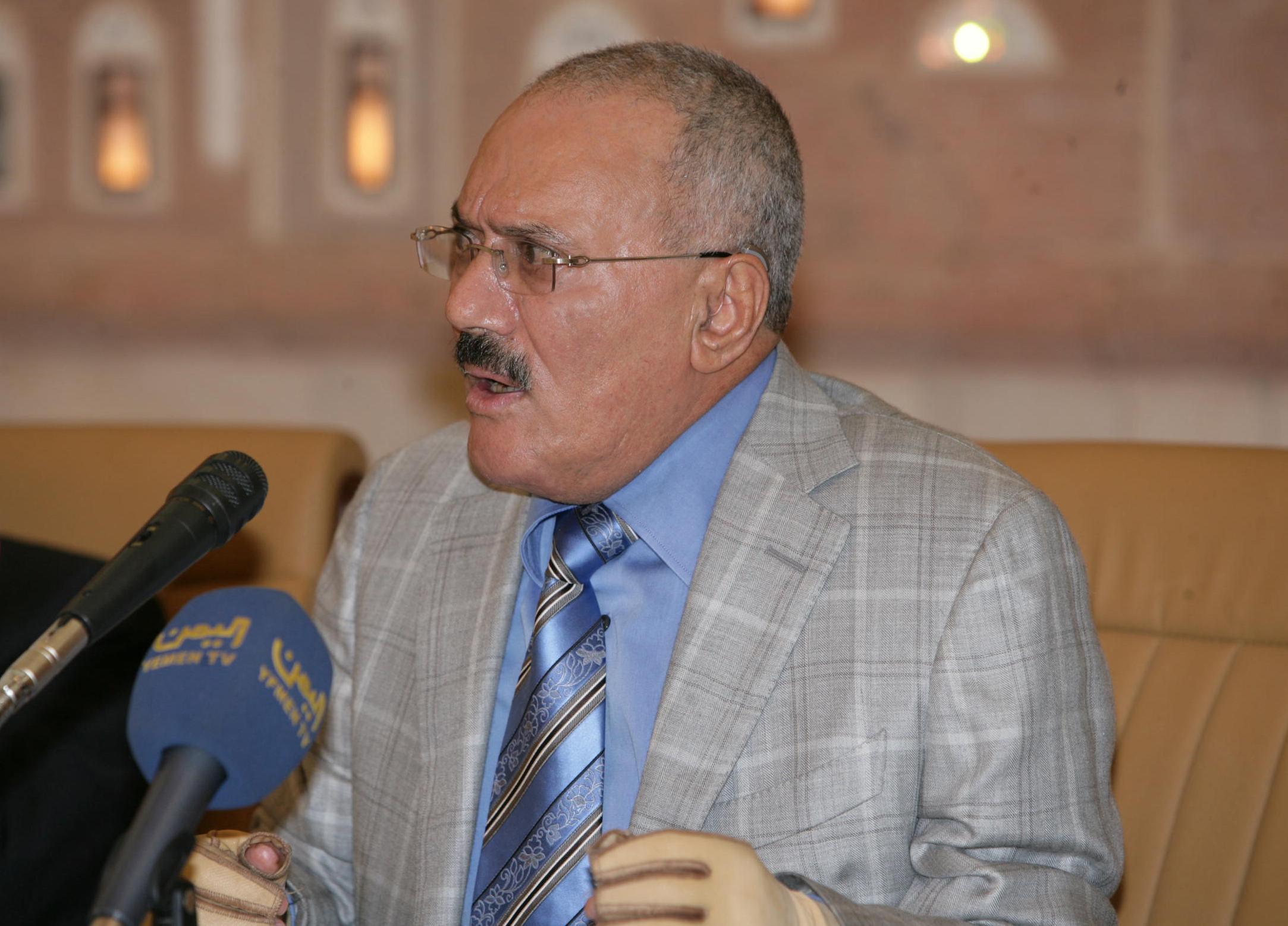 Ακυρώνει το ταξίδι στις ΗΠΑ ο πρόεδρος της Υεμένης, παραμένει και για τις εκλογές