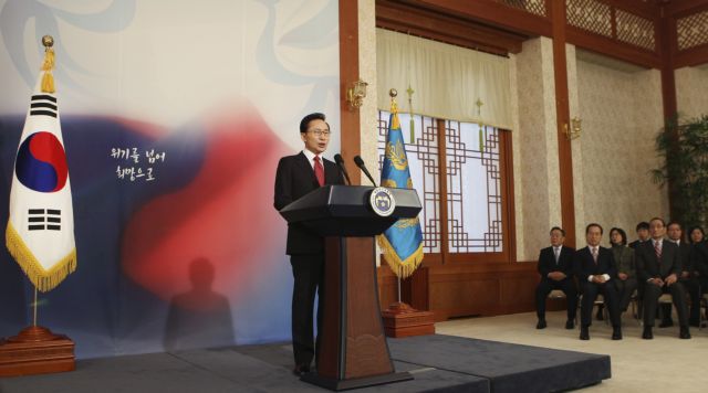 Σε «σημείο καμπής» οι σχέσεις Σεούλ-Πιονγιάνγκ, λέει ο Νοτιοκορεάτης πρόεδρος