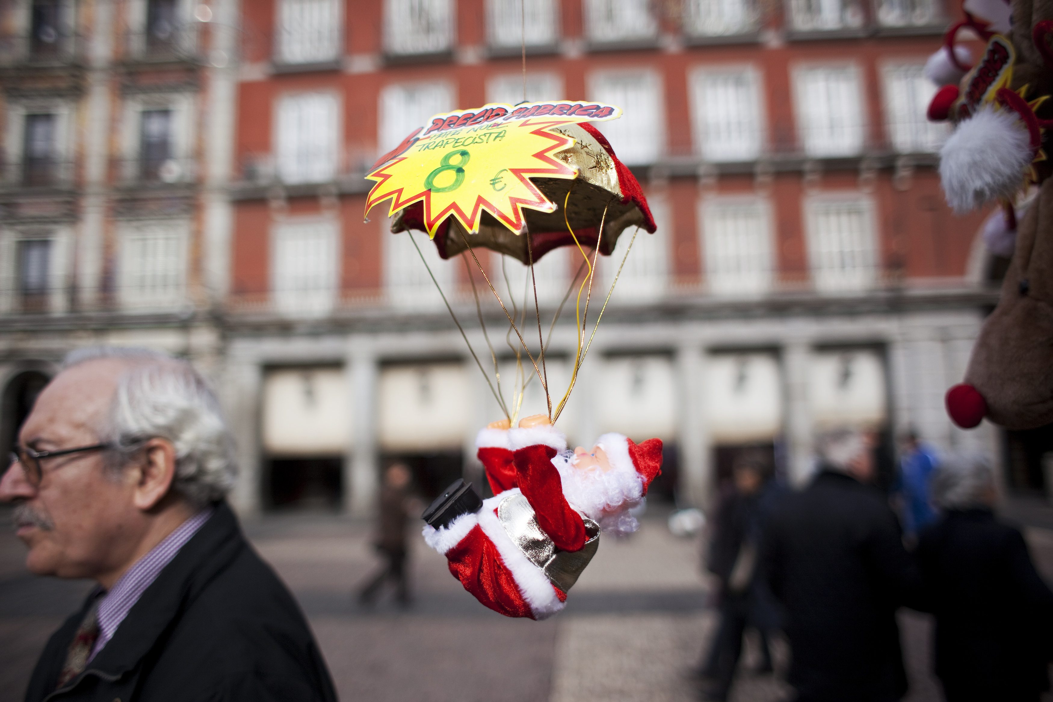 Ξεπερνούν τα 4,4 εκατομμύρια οι άνεργοι στην Ισπανία