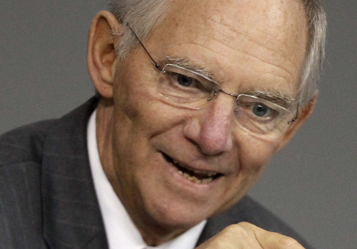 Σκληρή γλώσσα από τον Σόιμπλε για τις ελληνικές υποχρεώσεις και το νέο δάνειο