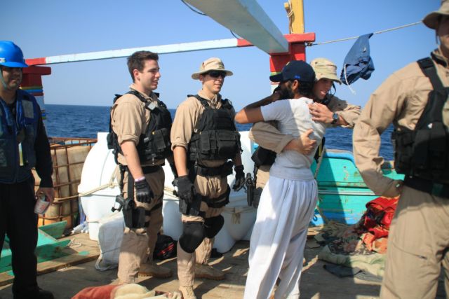 H Τεχεράνη χαιρετίζει τη διάσωση Ιρανών ναυτικών από τις ΗΠΑ