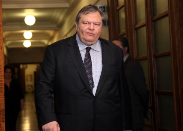 Επαφές Βενιζέλου με τα κόμματα για το νέο φορολογικό σύστημα