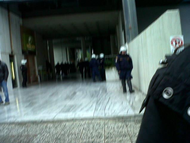 Συλλήψεις αντιεξουσιαστών για την κατάληψη στον Flash