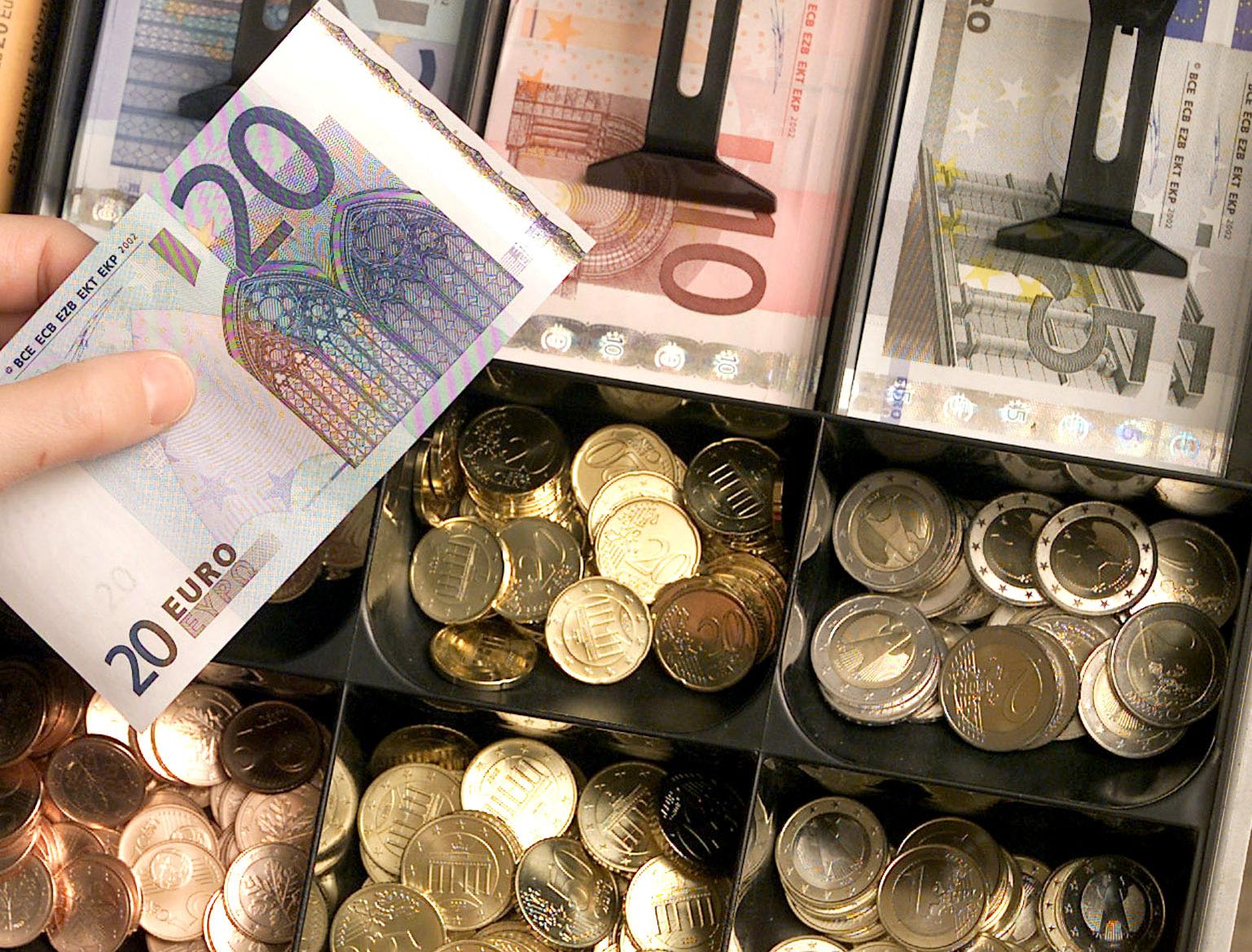 Συνελήφθη για χρέη προς το Δημόσιο 35χρονη που διατηρούσε επιχείρηση στη Χαλκιδική