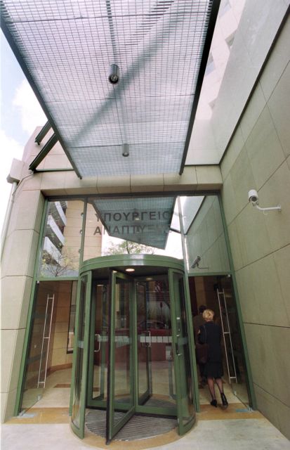 Διαψεύδει το ΥΠΑΝ την διακοπή προγράμματος που αφορά ανέργους και επιχειρήσεις