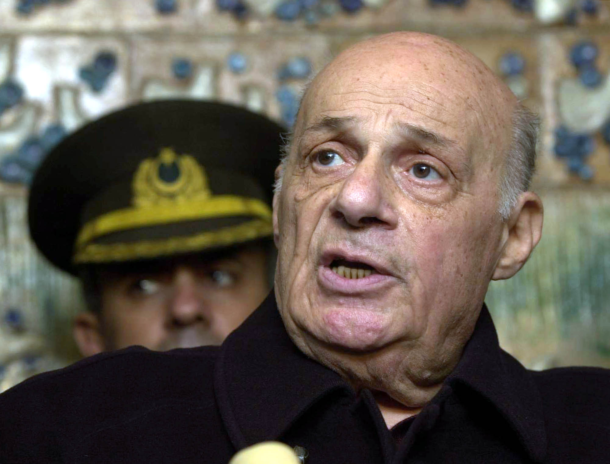 Πέθανε ο Ραούφ Ντενκτάς, ηγέτης της κατοχής στην Κύπρο