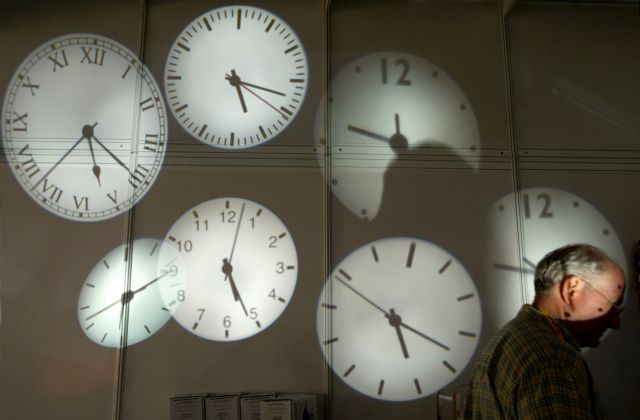 Για το εμβόλιμο δευτερόλεπτο, ο χρόνος ακόμα δεν τελειώνει