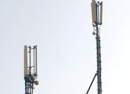 Νέο πλαίσιο αδειοδότησης για τις κεραίες κινητής τηλεφωνίας