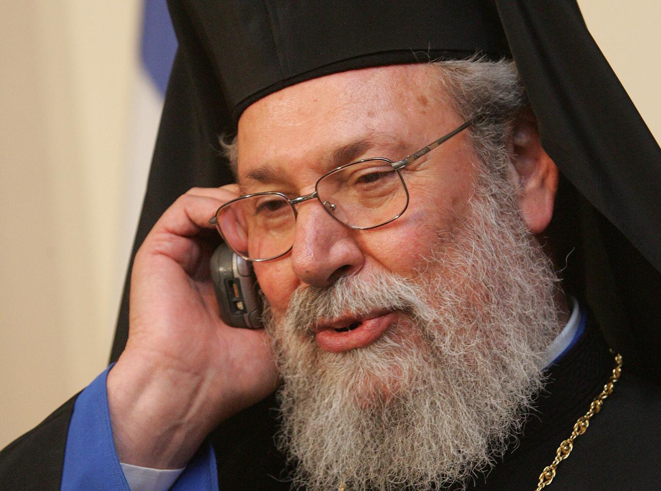 «Eύχομαι να δικαιωθεί και να αποφυλακιστεί» λέει για τον Εφραίμ ο αρχιεπίσκοπος Κύπρου