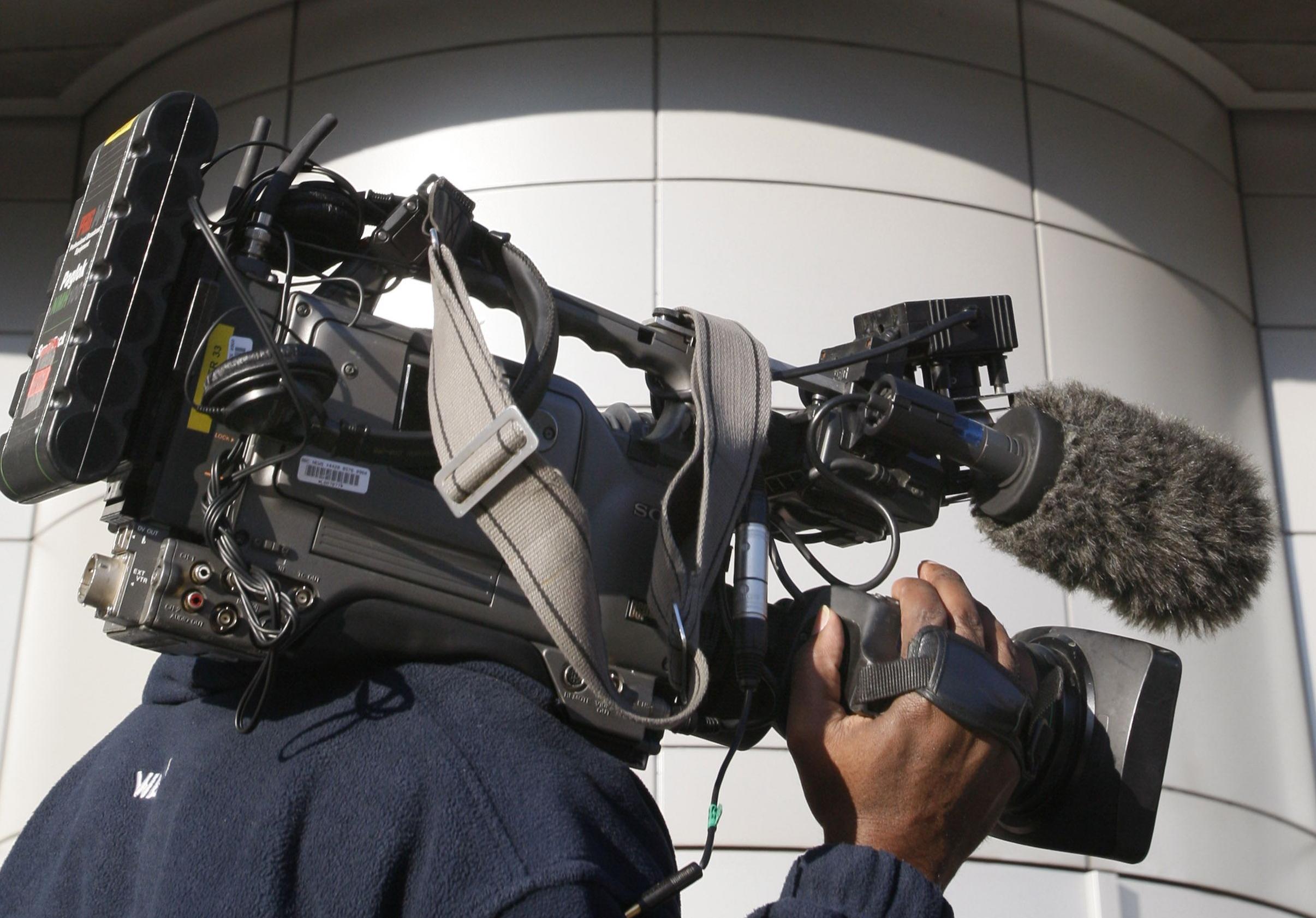 Ολλανδοί δημοσιογράφοι δικάζονται για συνέντευξη με κρυφή κάμερα