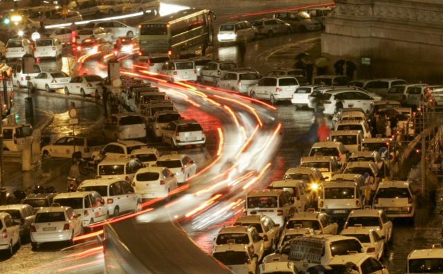 Κινητοποιήσεις ενόψει για το άνοιγμα των επαγγελμάτων στην Ιταλία